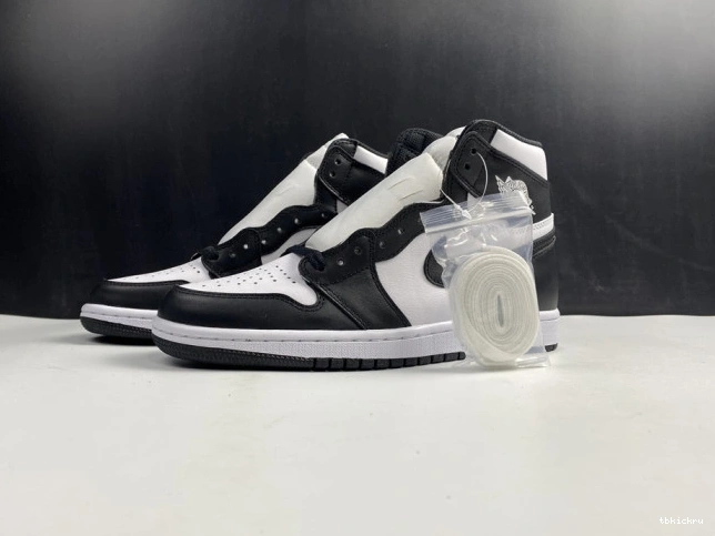 TBK 555088-010 Air Jordan White Black 1 Retro (2014) 0703